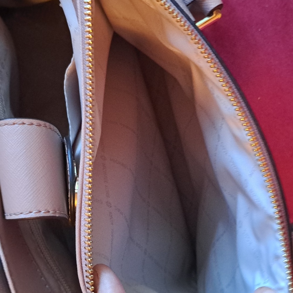 Michael Kors Soft Fawn Pink  Sachel/Crossbody NEW - Picture 12 of 16